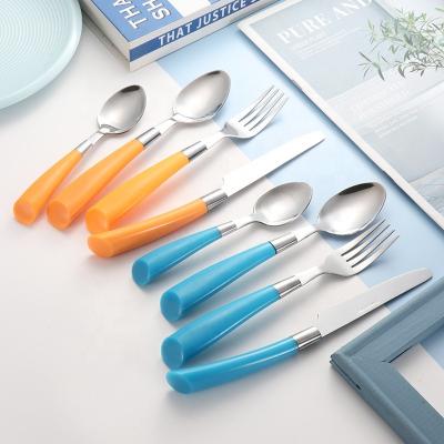 China Wholesale 24pcs Viable Cheap Viable Beef Horn Plastic Handle Party Camping Gift Stainless Steel Cutlery Set for sale