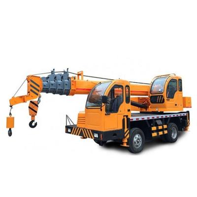 China Small Telescopic Boom Mobile Crane 6 Ton Truck Crane With Self Made Chassis for sale