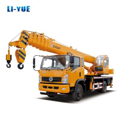 China China maakte nieuwe hefmachines mobiele kraan 6 ton rechte arm hydraulische vrachtwagen kraan Te koop