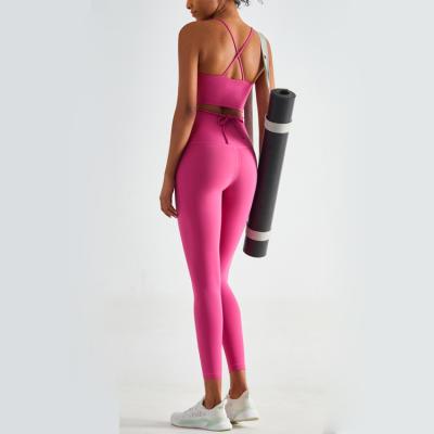 China Breathable High End Custom Sporty Seamless Women Workout Fashion Wholesale Fashion Active Gym Clothing Set for sale