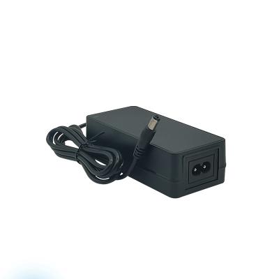 China Camera HXY Wholesale Power plug Full Range Pc+abs Fire 65-72W Wall Power charger china factory advanced technology for sale