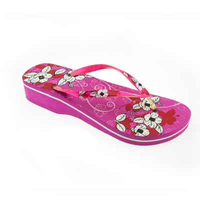 China Innovative Flip Flops Design Ladies Dress Jelly Slippers for sale