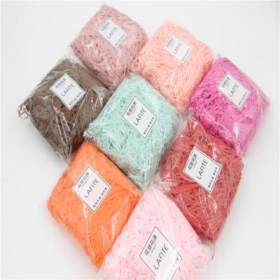 China 2MM Soft Raffia Makers Raw Raffia Wood Colorful Biodegradable Grass For Gift Box Filler Packing Filler 20G for sale