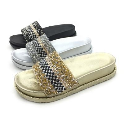 China Fashion Trend Factory Design Female New Ladies Slips Summer Fashionable Shoes Ladies Diamond Rhinestone Slippers for sale