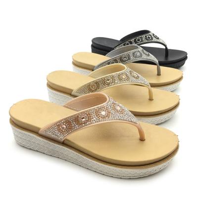 China Fashion Trend Women's Flip Flops Shape All-match Diamond Comfortable Wedge Slides Slippers 2021 Summer Casual Shoes for sale