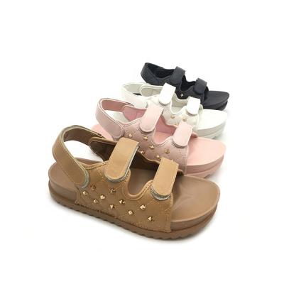 China 2021Fashion Trend OEM Designer Slippers Platform Sandals For Women Outdoor Open Toe Wedge Slippers for sale