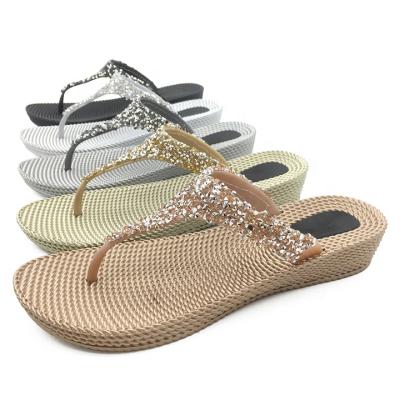 China Waterproof Factory Sale Competiticve Price Quality Quick-drying Shoes PVC Outdoor Slippers Diamond Flip Flops for sale