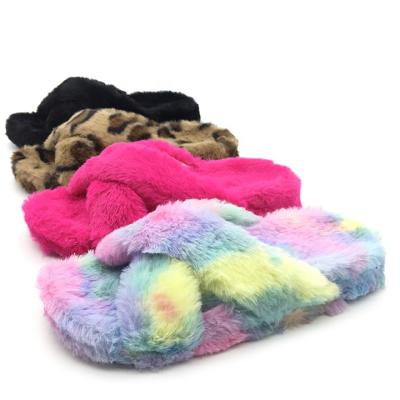 China Fashion Trend Warm OEM Approved Comfortable Winter Insole Fur Shoes Warm Cross Straps Slides Multicolor Leopard Fur Slippers for sale