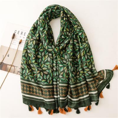 China Cotton print flowers cotton scarf canvas women leaf feather flower hijab winter scarf cotton hijab shawls for sale