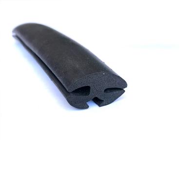 China Various Extruded Extruded Weatherproof Door Seal PVC EPDM Dust Proof Solid Seal Strip for sale