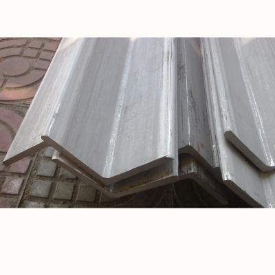 China Structure Equal Hot Rolled 304 Stainless Steel Angle Bar Construction for sale