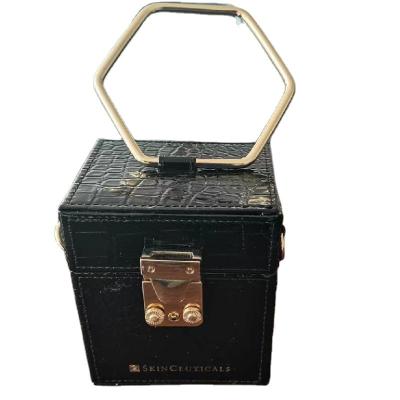 China Jewelery cosmetic box and costmetic packaging place with plastic box ring metal handle pendant jewelry bracelet jewelry wrapped with PU leather jewelry box for sale