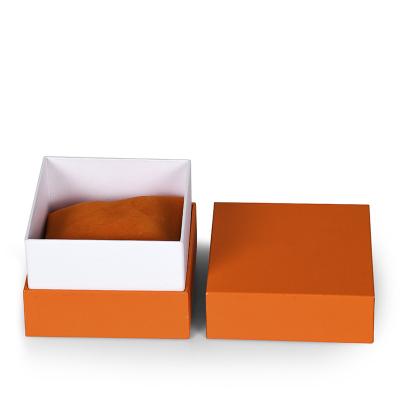 China New Fashion Style Hot Sale Customer Acceptable Dustproof Leather Logo Watch Gift Organizer Box For Watch for sale