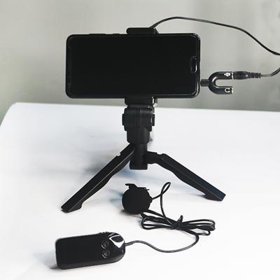 China Video Recording Superadd 2.4Ghz Microphone Camera Wireless Audio Microphone With Tripod For Youtube Video Recording for sale