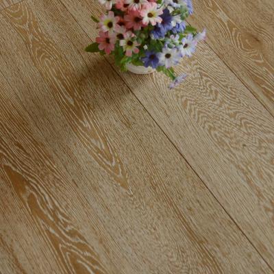 China Three Layer Engineered Oak Traditional High Quality Solid Wood Wooden Flooring for sale