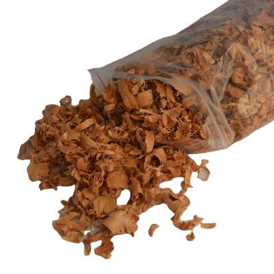 China Wholesale cedar wood scraps for storing cigars, cigar hydrating for sale