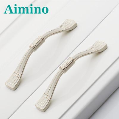 China EUROPEAN AIMINO Outdoor Handle Cabinet Hardware Ivory White Handle For Furniture And Cabinet Suction Pulls for sale