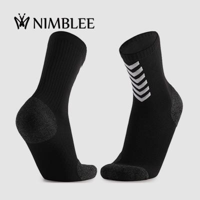 Chine Factory direct men's tube socks quick-drying wear-resistant terry thickened training sports cmax socks à vendre