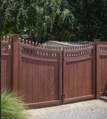 China Easily Assembled Custom Wpc Fence Wood Plastic Composite Fence Panel Wpc Privacy Fencing for sale