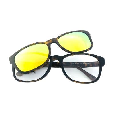 China Clip On Glasses Retro Ferromagnet Glasses Holder Luxury Eye Frame Optical Glass Clip On Sunglasses 2022 for sale