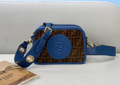 China As cores sortidos de couro clássicas de Logo Embossing Luxury Cross-Body Bag Genunie das letras de F ensacam à venda