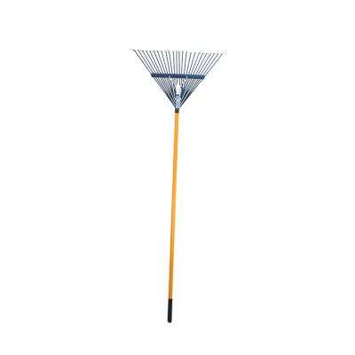 China Multifunctional most popular garden rake with the long handle for sale