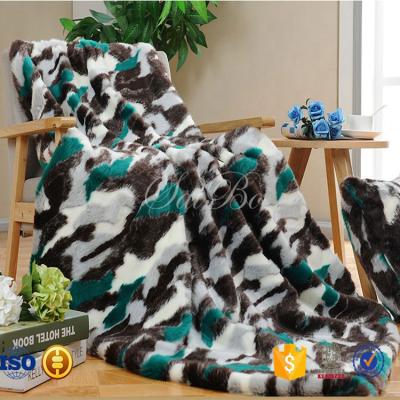 China Anti-pilling materials /size/weight camouflage custom camouflage fleece fur throw blanket faux fur blanket for sale