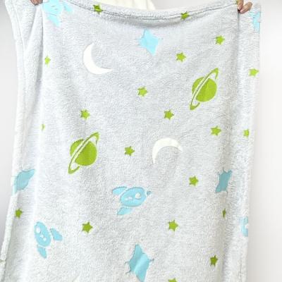 China New Design Anti-pilling White Universe Printed Glow In The Dark Flannel Baby Blanket For Baby for sale