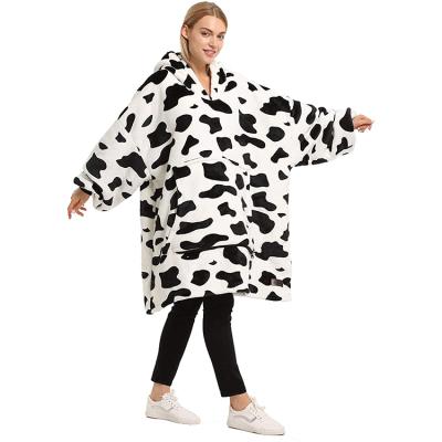 China New Design Cow Print Anti-pilling Hooded Sherpa Fleece Hoodie Custom Blanket Blanket Great For Winter for sale