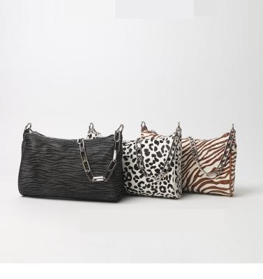 China Wholesale For Leisure Classic Wholesale Handbags Women Shoulder Bags Daily Used Horse Fur Leather Armpit for sale