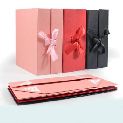 China Recycled Materials Thicken Stain Luxury Wholesale Ribbon Boxes High Quality Folding Square Squishy Paper Underwear Packaging Box for sale