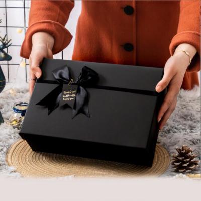 China Custom Wholesale Printing Black Bow Logo Recyclable Factory Gift Boxes Luxury Handmade Packaging Empty Paper Boxes for sale