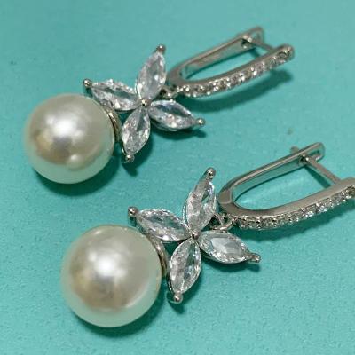 China High T sense earrings of the family S925 pearl diamond earrings of retro elegant temperament French female Korean punk Sterling Silver for sale