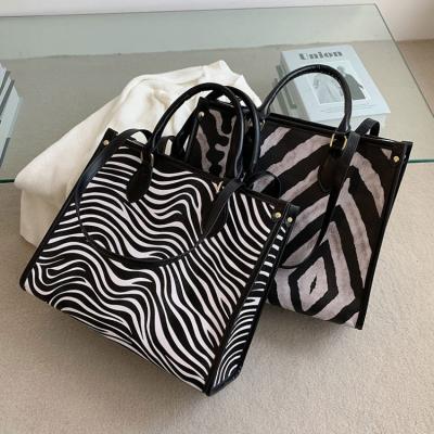 China 2021 Autumn Winter Handbag Fashion Zebra Pattern Large Capacity Tote Bag With Inner Small Bag for sale