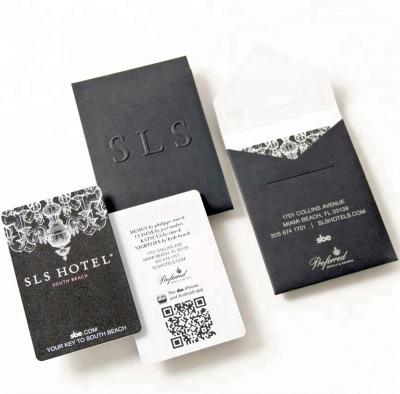 China Business Envelope Paper Mini Double Thumb-Cut Emboss Key Card Envelopes Paper Case For Hotels for sale