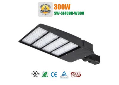 China El área al aire libre ligera de IP65 ETL DLC 300w LED Shoebox llevó la luz con la fotocélula   en venta