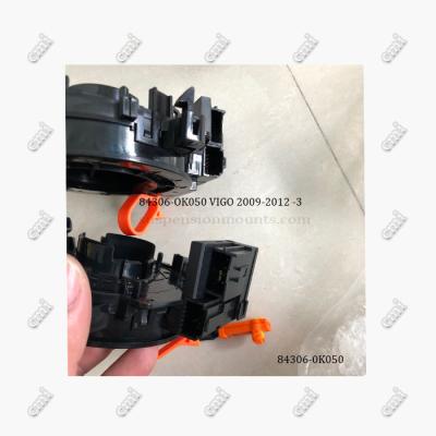 China primavera espiral del reloj del cable de los recambios del vehículo 84306-0K050 para Toyota Fortuner Innova en venta