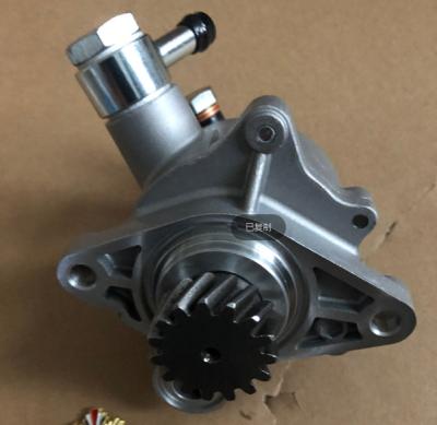 China ME200093 4M40T Aluminium Vacuum Pump Alternator Mitsubishi PAJERO ME202760 Brake Parts for sale