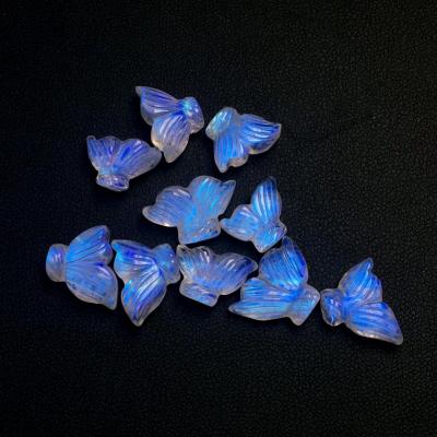 China China wholesale natural crystal jewelry stone pendant hand carved moonstone crystal tail for sale