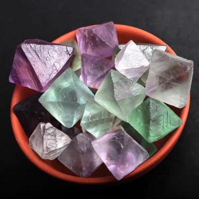 China Beautiful Natural Green Fluorite Gemstone Octahedral Quartz Crystal Fluorite Octahedral Bulk From China for sale