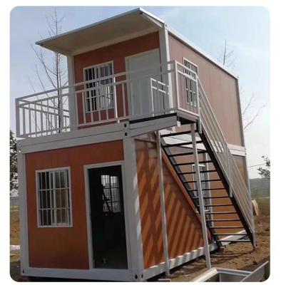 China Portable Modern Wood Grain Mobile Home 20 ft 40ft Flat Pack Tiny Prefab Container House With Optional Balcony Stairs for sale