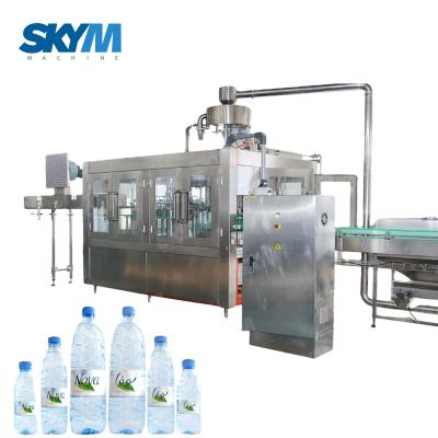 China SKYM Automatic Water Bottling Machine Customization Voltage 3500 KG en venta