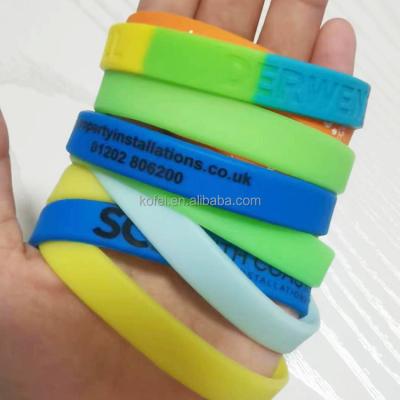 China Kofei Waterproof Custom Events Classic Silicone Wristbands Personalized Rubber Wristbands for sale