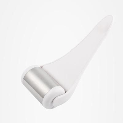 China Anti-hair Removal YYR Factory Direct Sale Spa Use Roller Skin Ice Roller For Face for sale