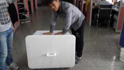 China 200L accept customized order  plastic material solid style storage crates with lid for sale