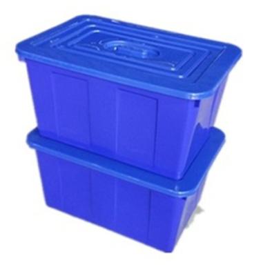 中国 New products OEM stackable and nestable 90L HDPE solid Plastic fish Box with cover for Water fish storage from China 販売のため