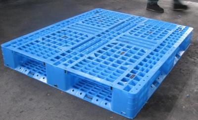 China 1400*1200*150 mm Heavy duty HDPE Plastic pallet with three runners from China plastic pallet factory for sale