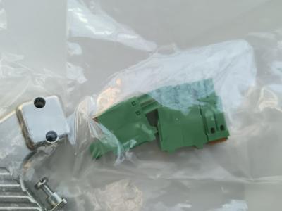 China Conectores de cable de servomotor de 100 V de color plateado 2 pines en venta