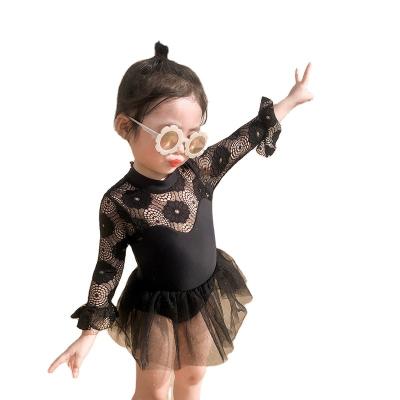 China 2021 New Baby Black Breathable Lace Western-style One-piece Swimsuit Children's Swimwear Free Hat for sale