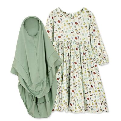 China 2021 new arrival fruit casual high quality pattern woven robe and turban long two piece muslim clothing set kids for sale